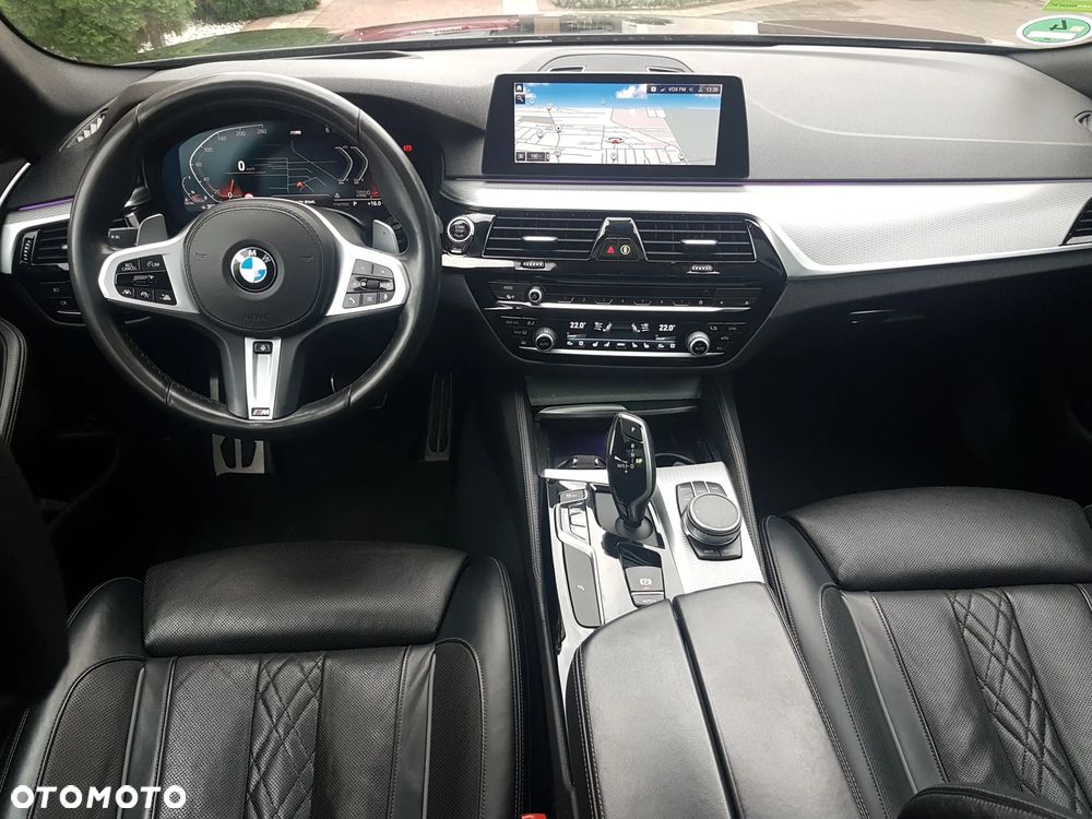 BMW Seria 5 520d M Sport sport - 25