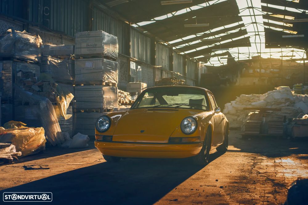 Porsche 911 Série F - 7