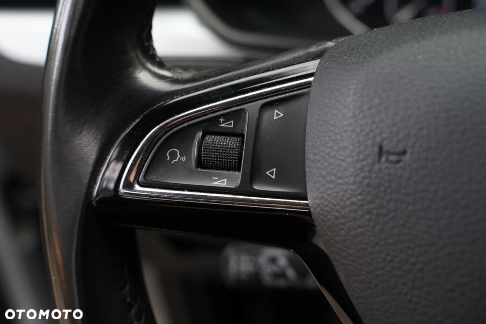 Skoda Superb 2.0 TDI Ambition - 28