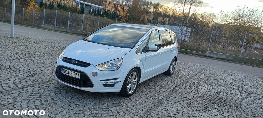 Ford S-Max - 32