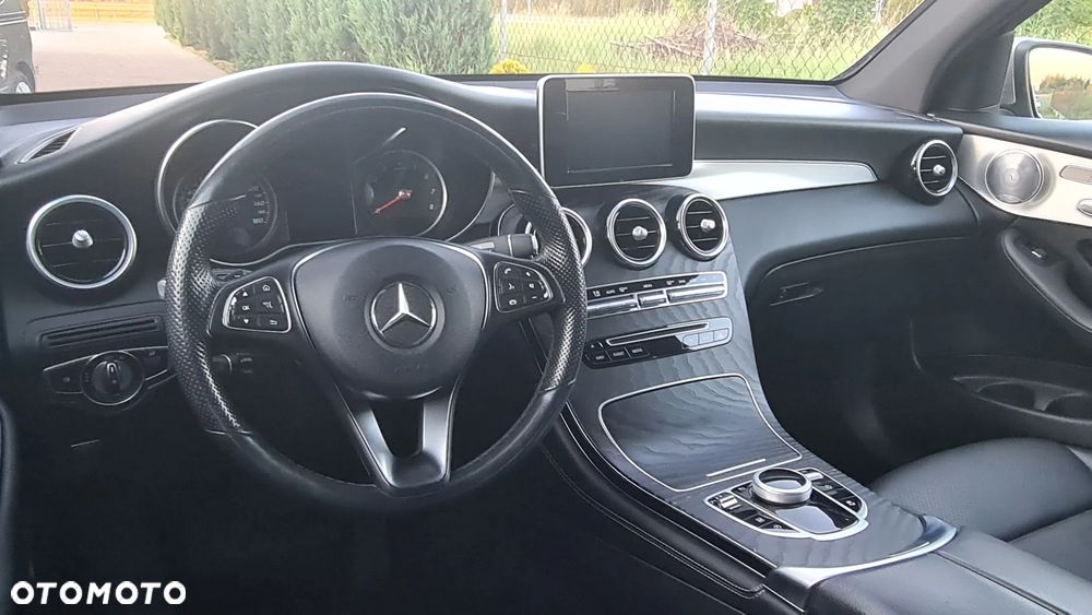 Mercedes-Benz GLC 300 4-Matic - 10