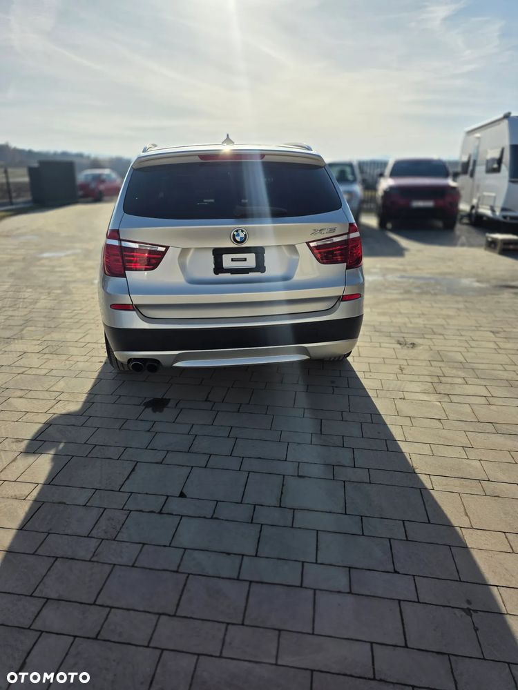 BMW X3 xDrive28i Advantage - 4
