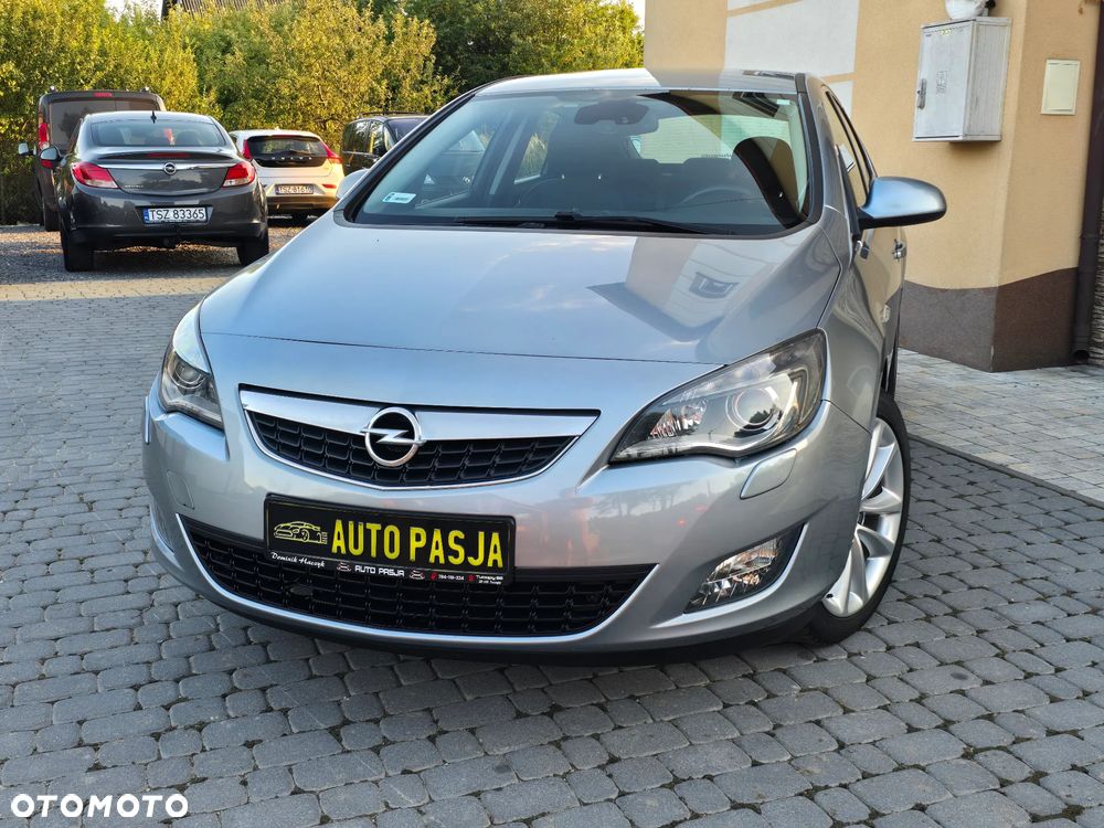 Opel Astra 2.0 CDTI Cosmo - 3