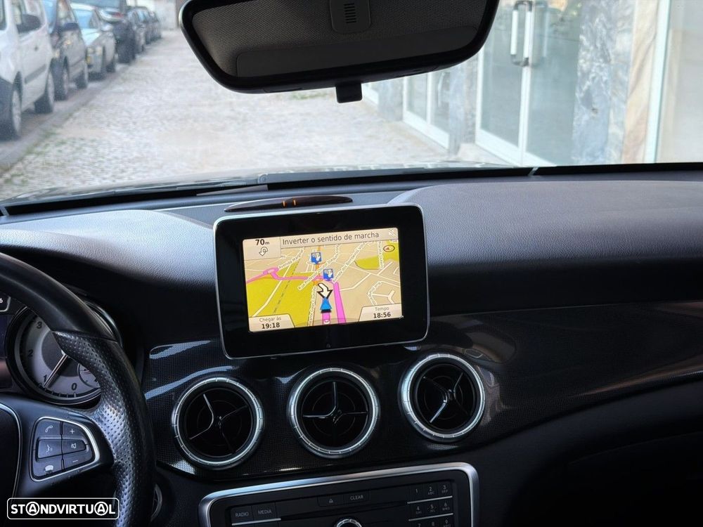 Mercedes-Benz CLA 180 CDi Urban - 18