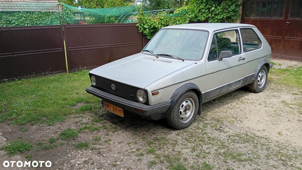 Volkswagen Golf - 2