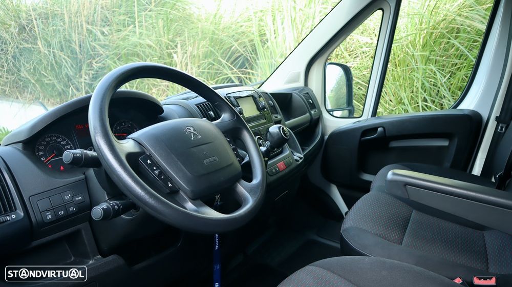 Peugeot Boxer Furgão 330 L3H2 2.2 BlueHDi 120cv - 22
