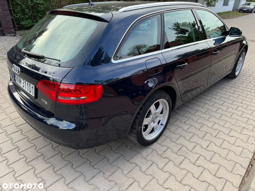 Audi A4 Avant - 14