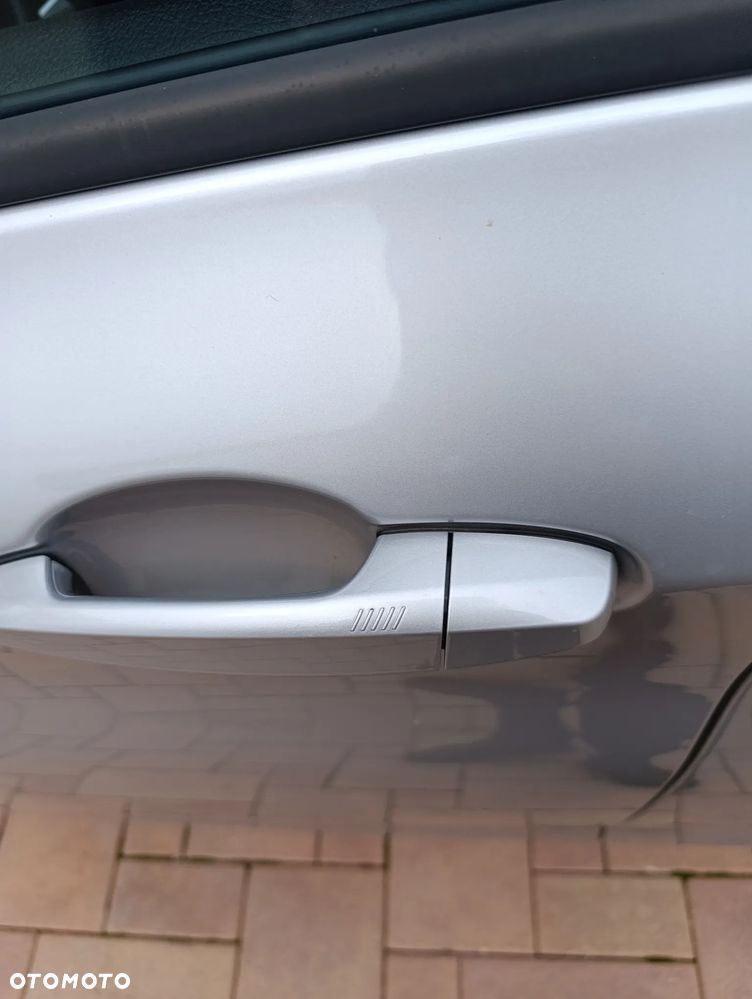 BMW Seria 2 218d Sport Line sport - 4