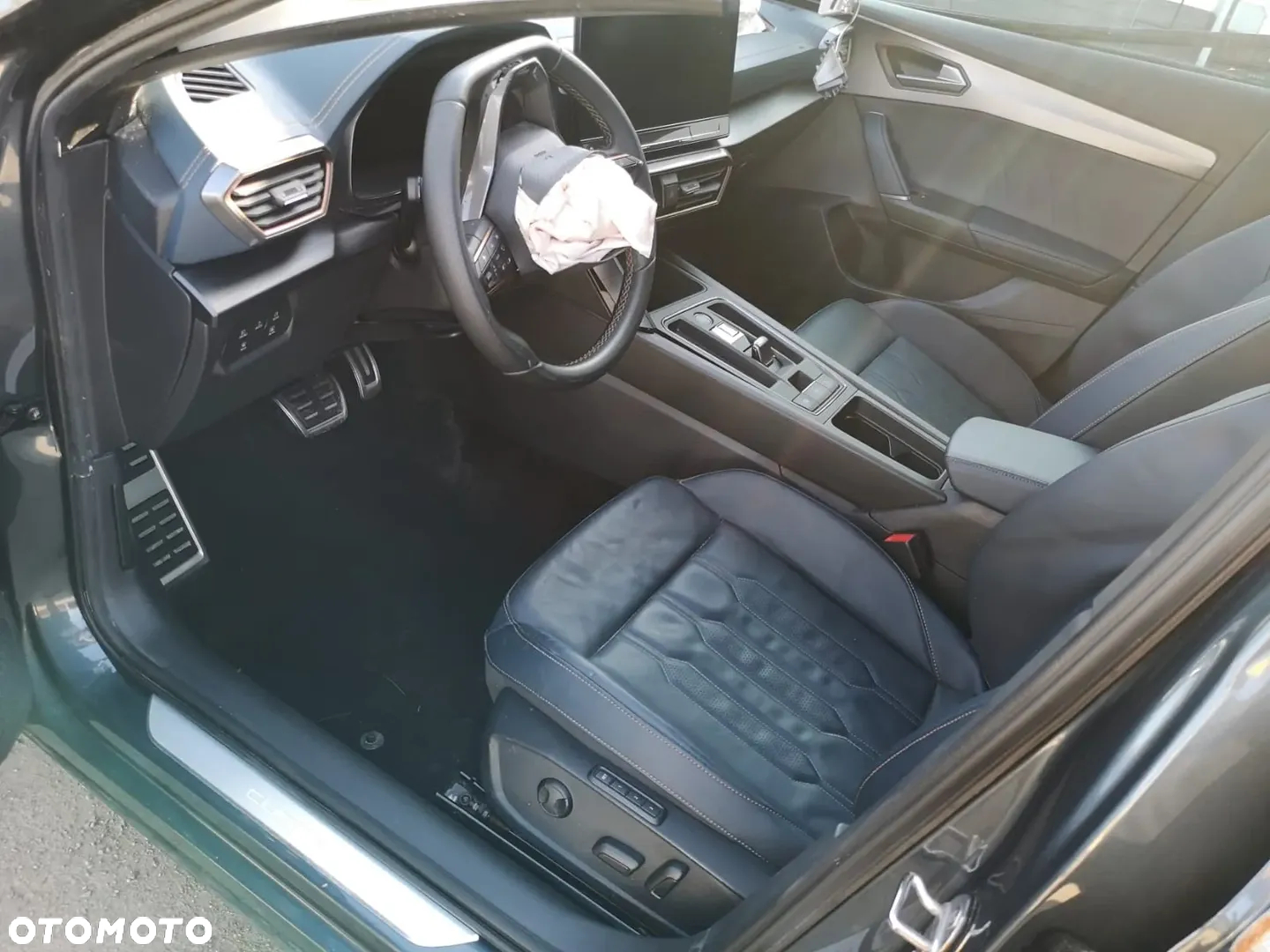 Cupra Formentor 1.4 e-Hybrid VZ DSG - 27