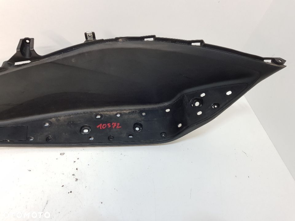 Honda PCX 125 Podest Podłoga Prawa Klapki Komplet - 2
