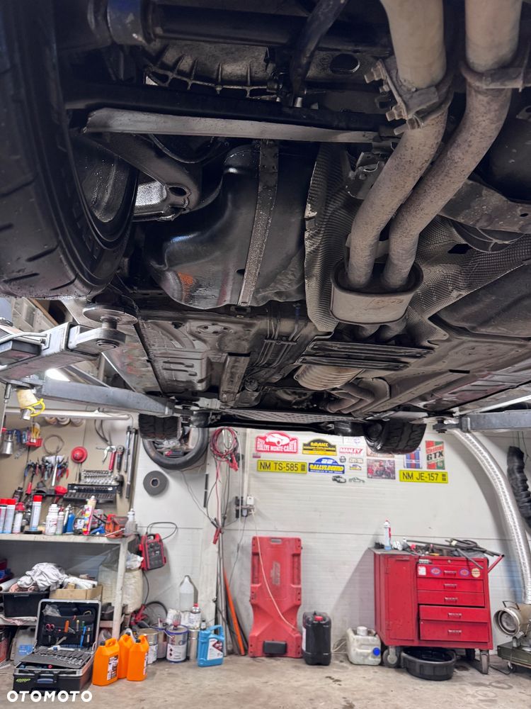 BMW Seria 3 330 CI - 22