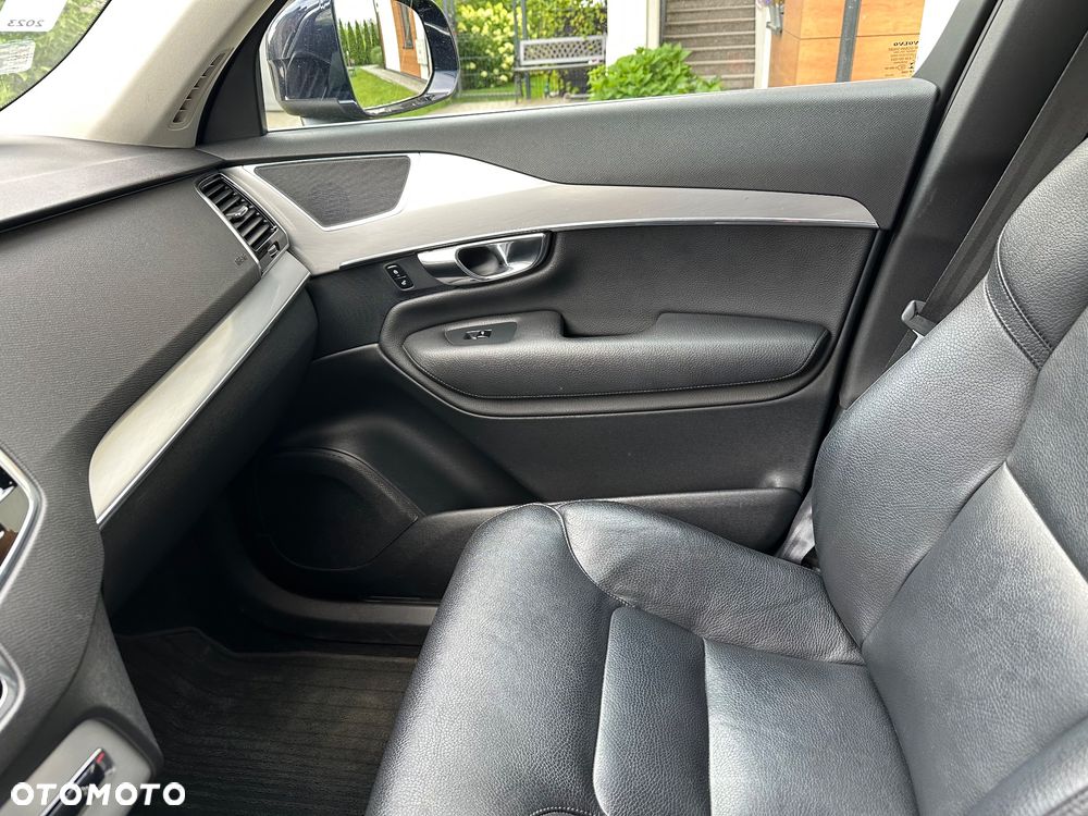 Volvo XC 90 D5 AWD Momentum - 15