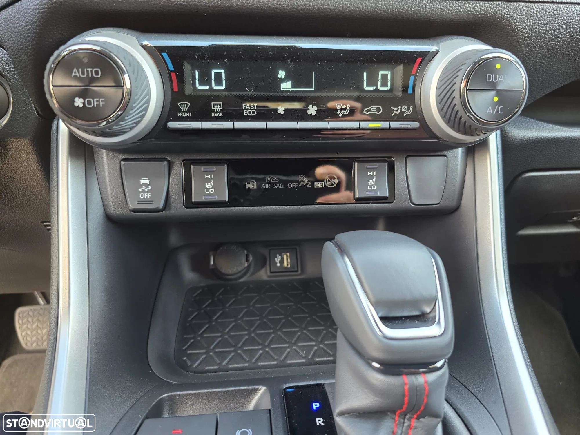 Suzuki Across 2.5L PHEV GLX AWD - 20