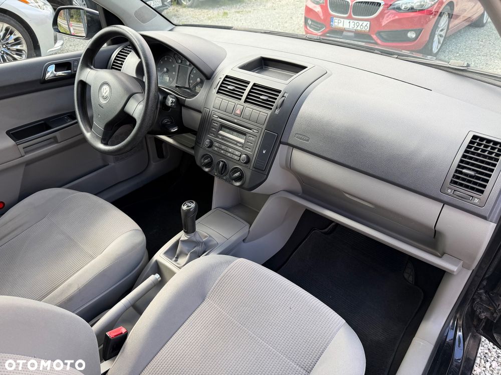 Volkswagen Polo 1.4 Comfortline - 33