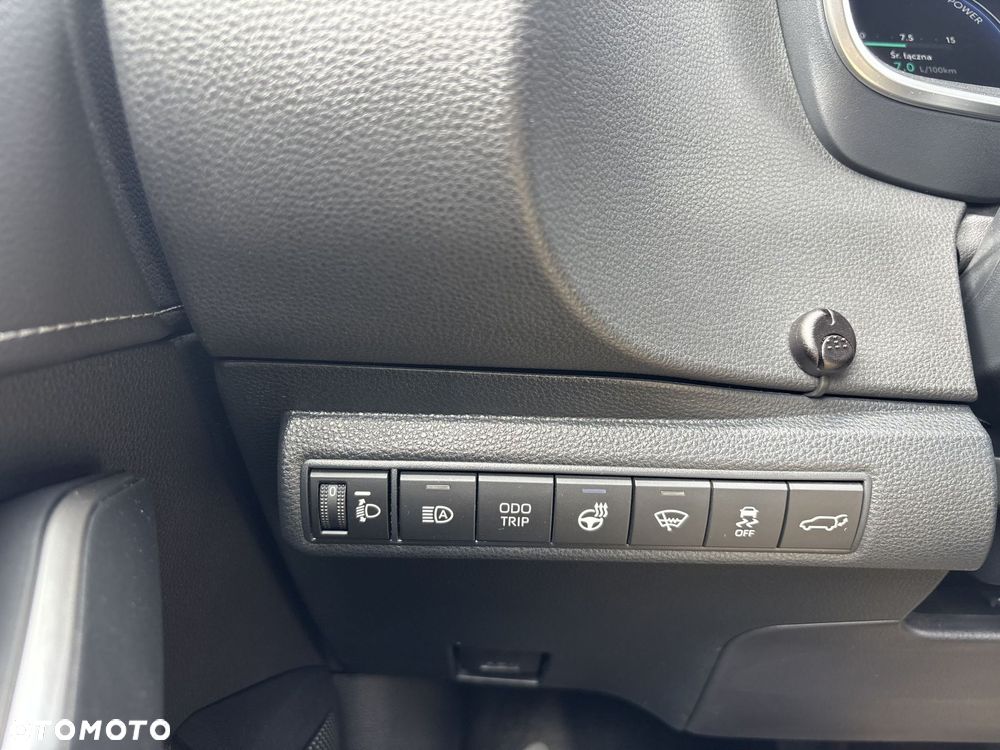 Toyota Corolla - 24