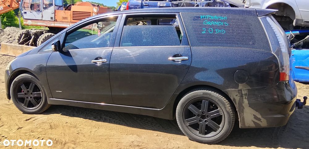 MITSUBISHI GRANDIS DAWCA CZĘŚCI - 6