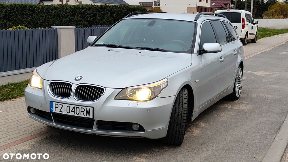 BMW Seria 5 525d - 2