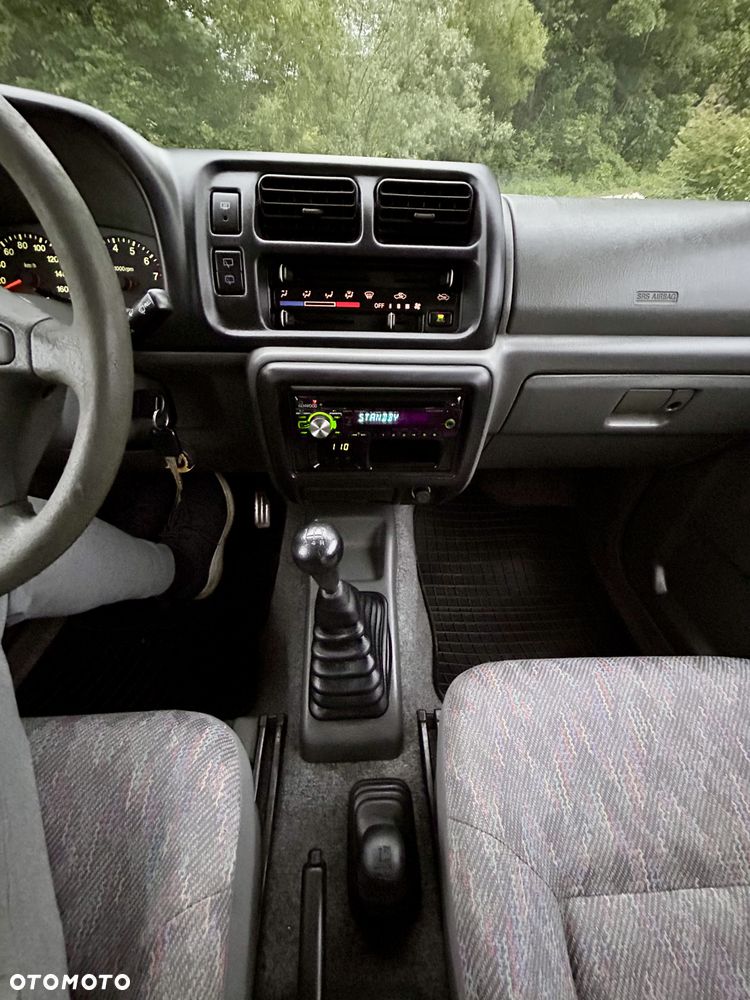 Suzuki Jimny 1.3 JLX - 24