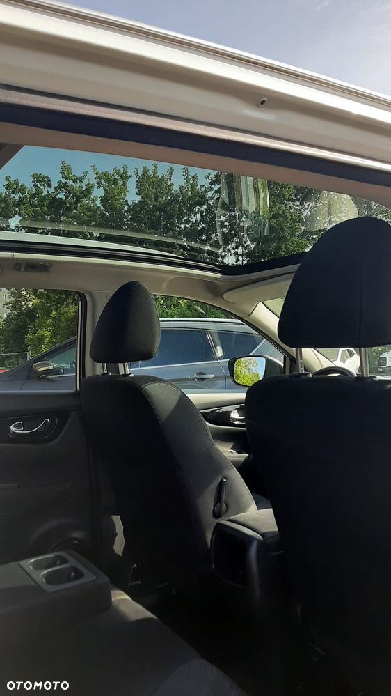 Nissan Qashqai 1.5 dCi DPF 360 - 18