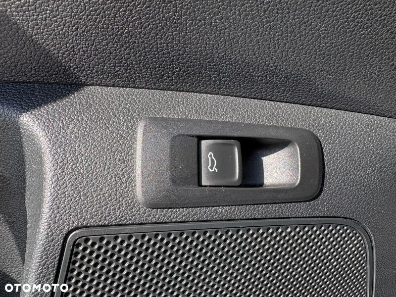 Skoda Karoq 2.0 TDI SCR 4x4 Style DSG - 37