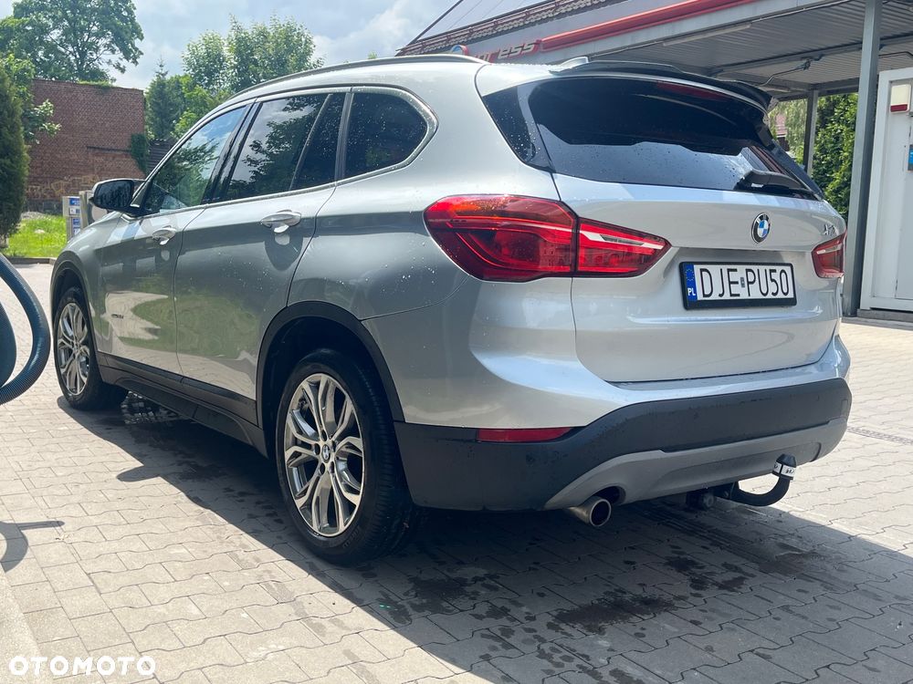 BMW X1 sDrive16d Sport Line - 4