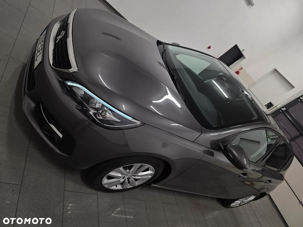Peugeot 308 - 4