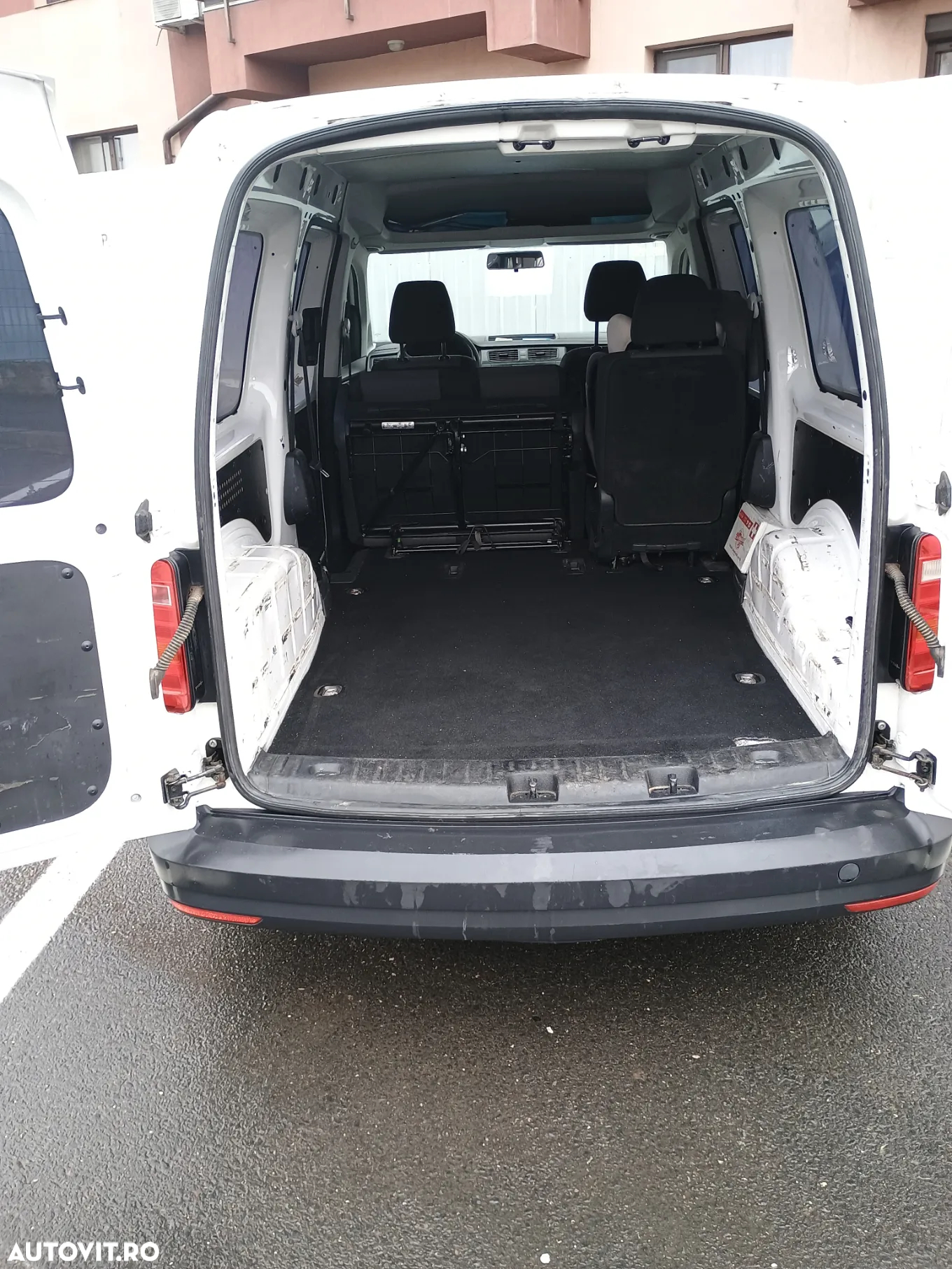 Volkswagen Caddy 2.0 TDI Maxi - 2