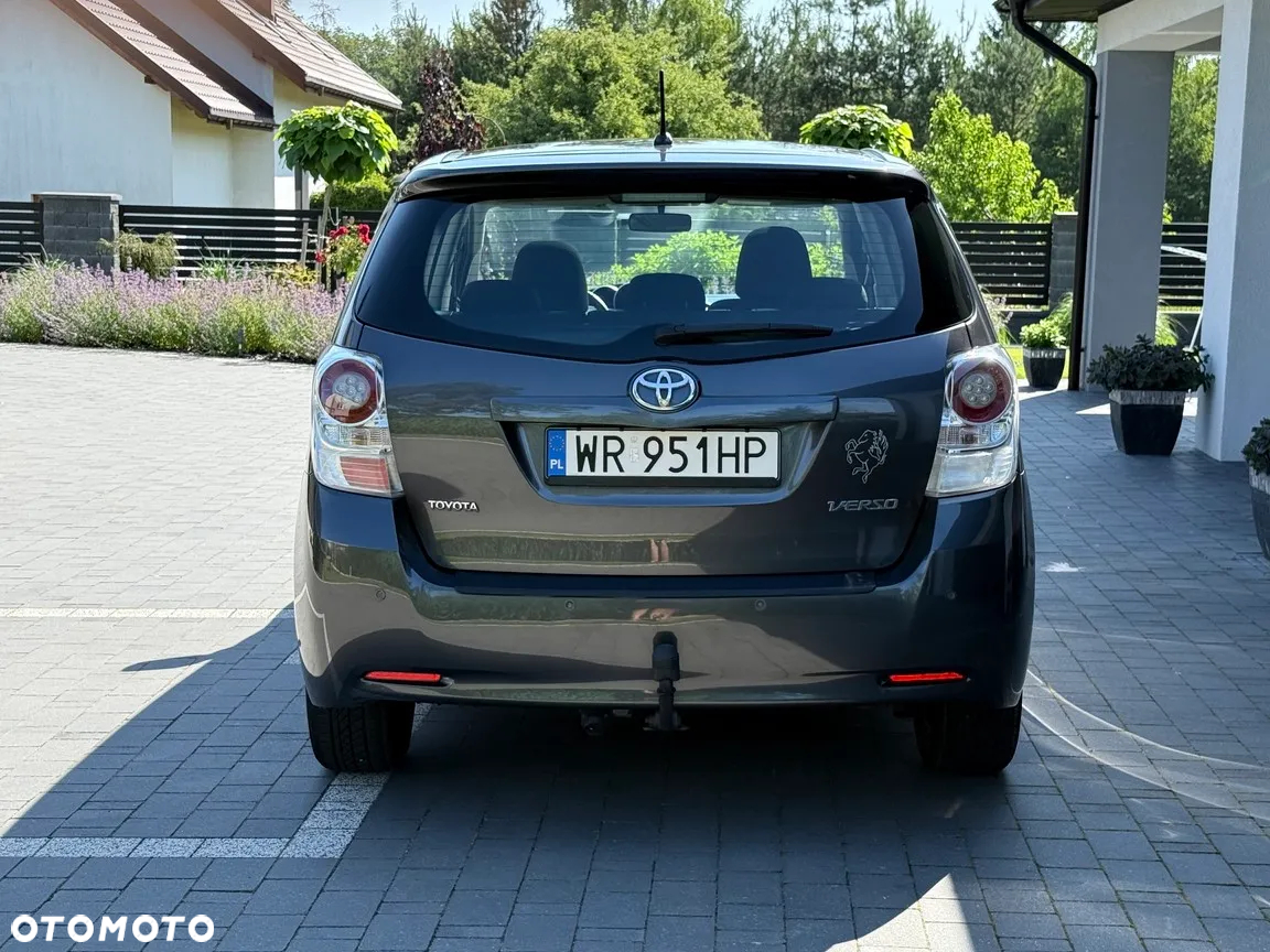 Toyota Verso 1.8 Edition - 6