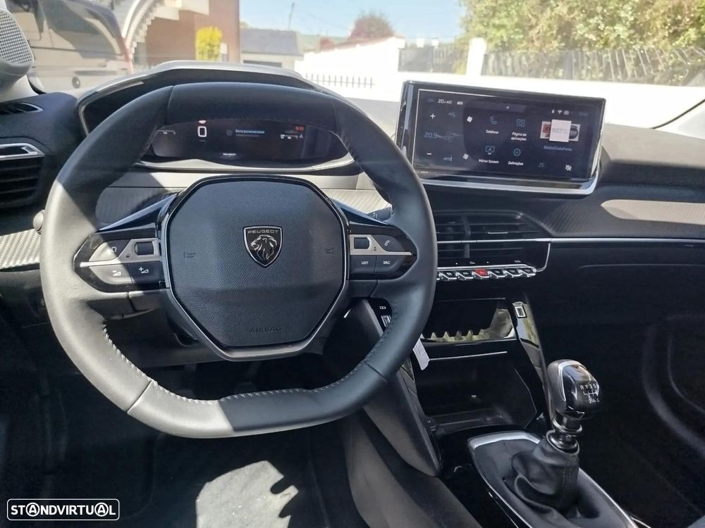 Peugeot 208 TURBO 100 Allure - 25