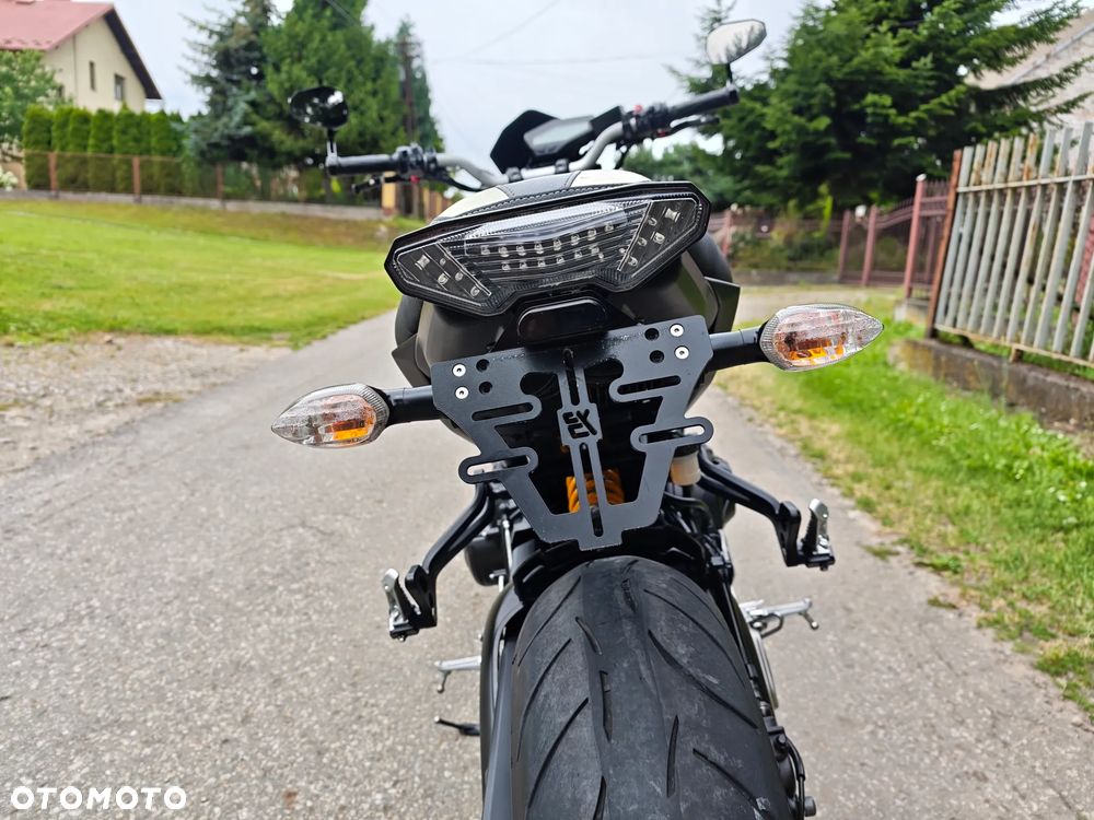 Yamaha MT - 19