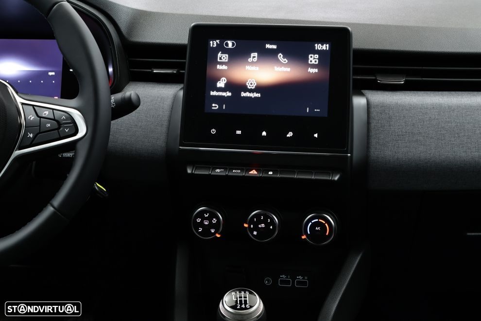 Renault Clio 1.0 TCe Evolution - 17