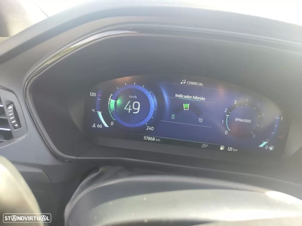 Ford Focus 1.0 EcoBoost MHEV ST-Line X - 18