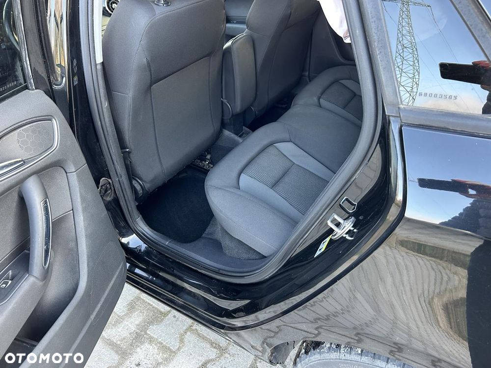 Audi A1 Sportback 1.4 TDI (ultra) sport - 12