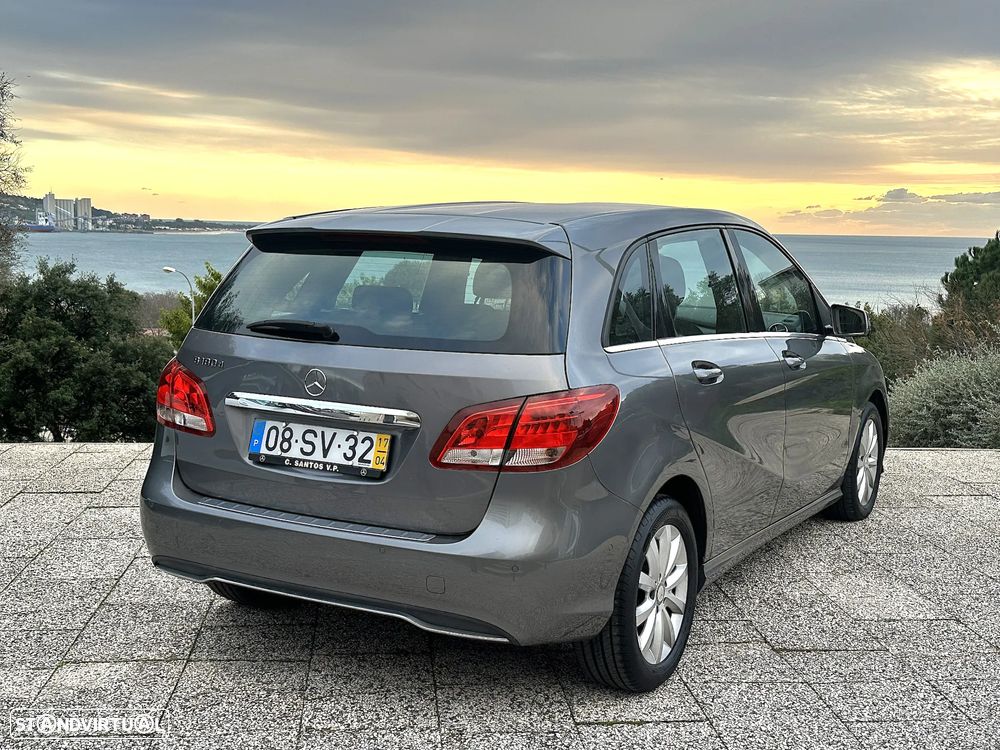 Mercedes-Benz B 180 d Urban - 3