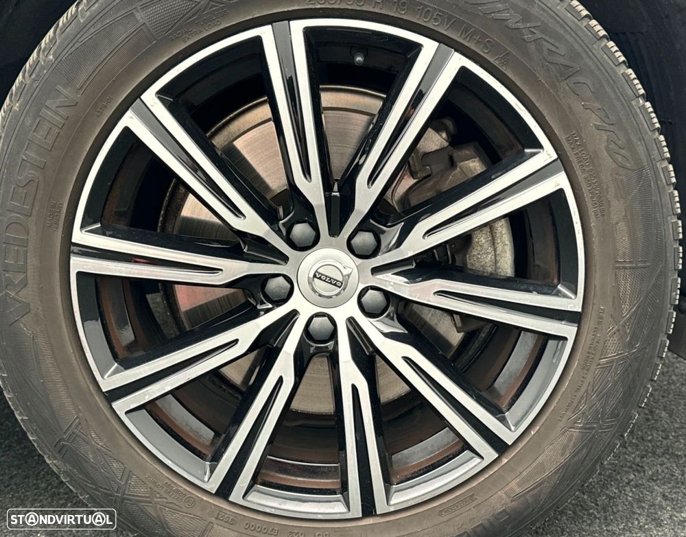 Volvo XC 60 T6 AWD Recharge Geartronic Inscription Expression - 38