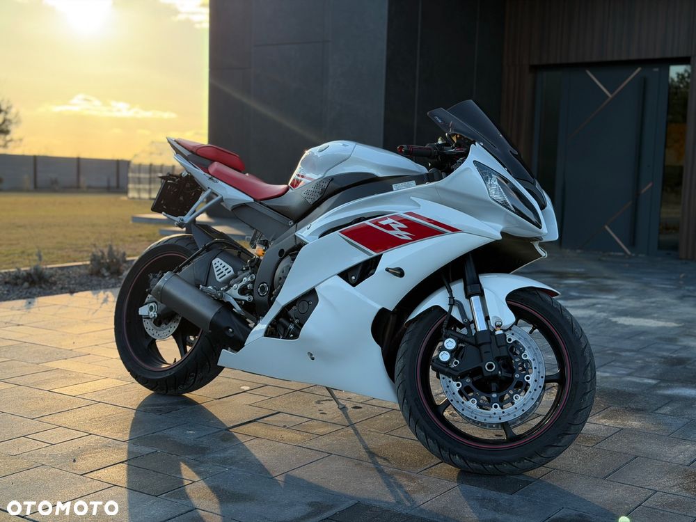 Yamaha R6 - 2