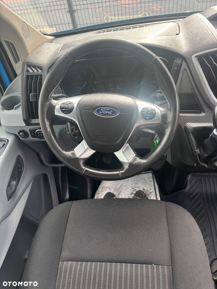 Ford Transit - 10