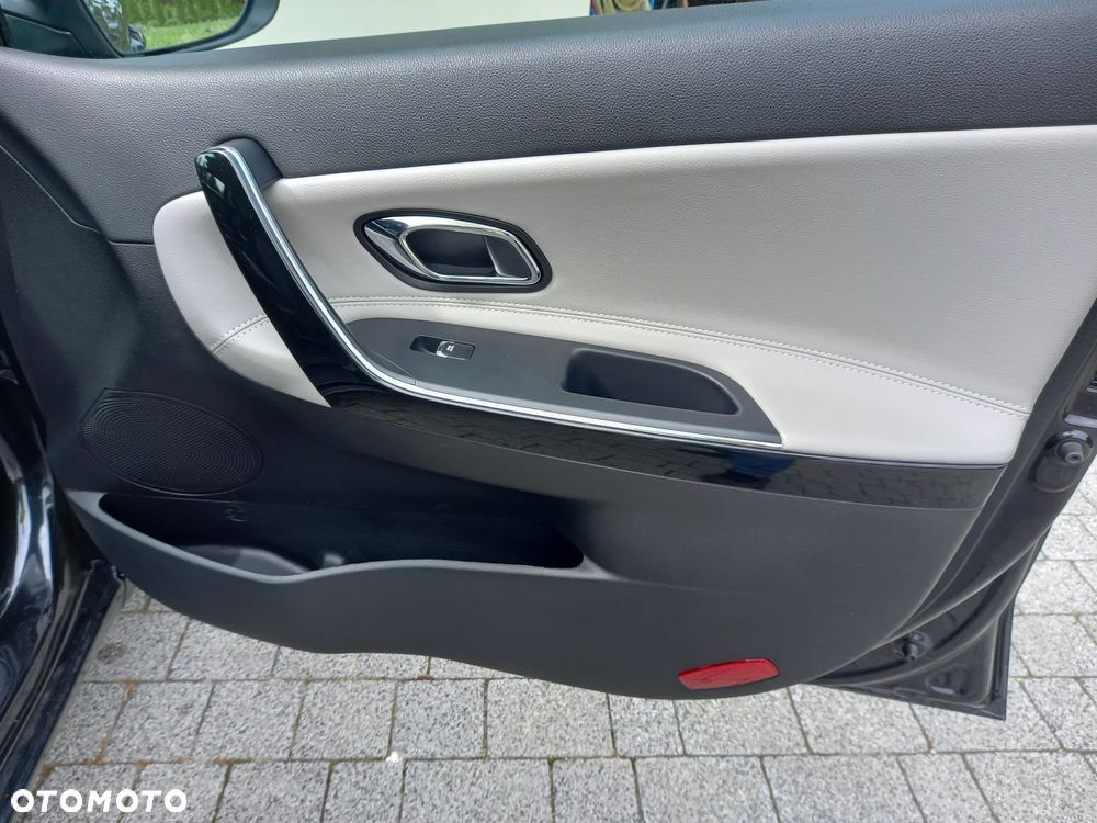 Kia Ceed 1.6 GDI Platinum Edition - 37