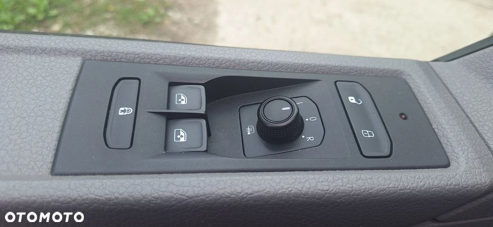 Volkswagen Transporter L1H1 Plus Trendline - 13