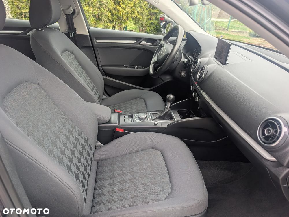Audi A3 Sportback 1.4 TFSI Attraction - 10