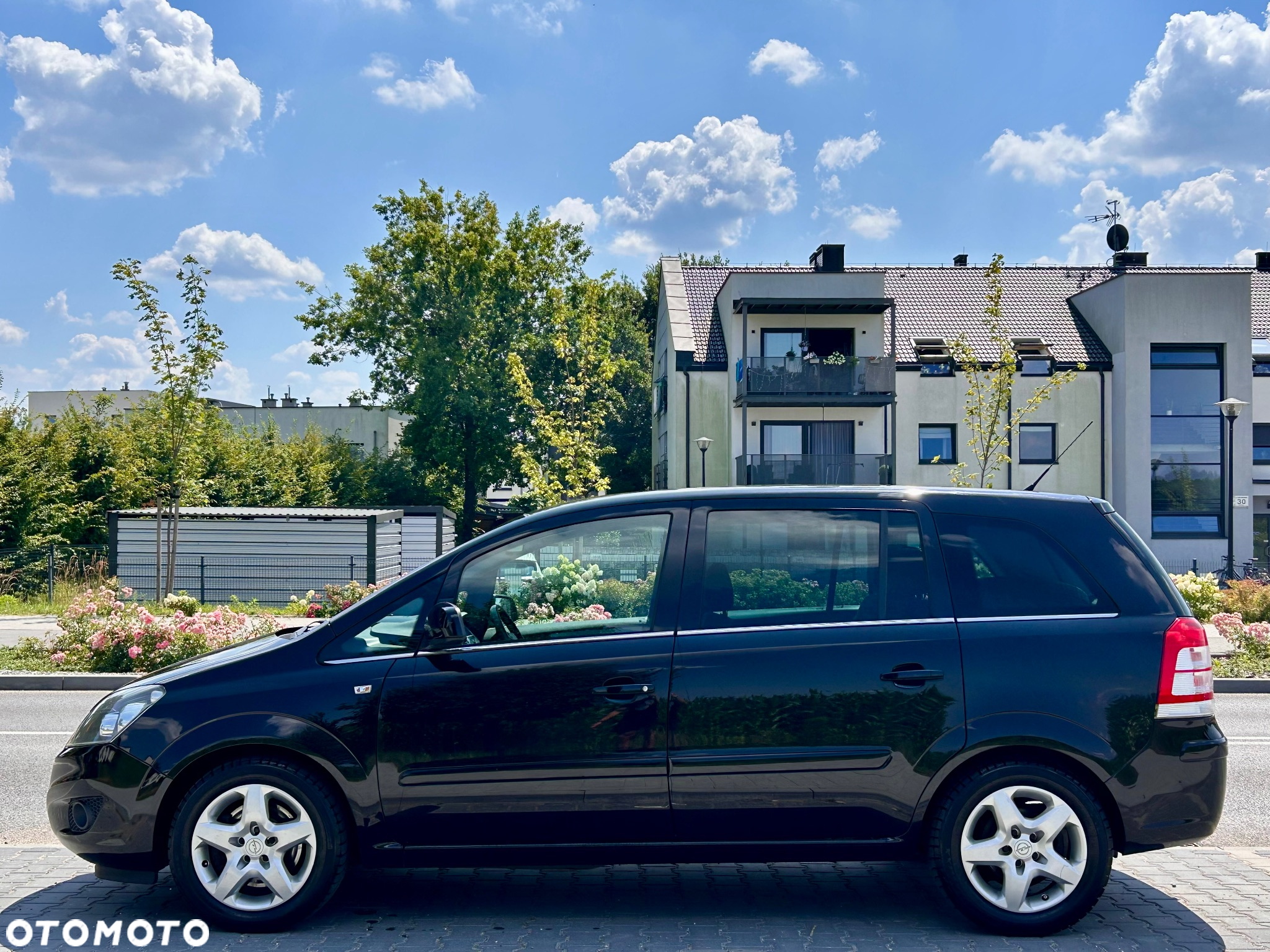 Opel Zafira 1.7 CDTI Cosmo - 4