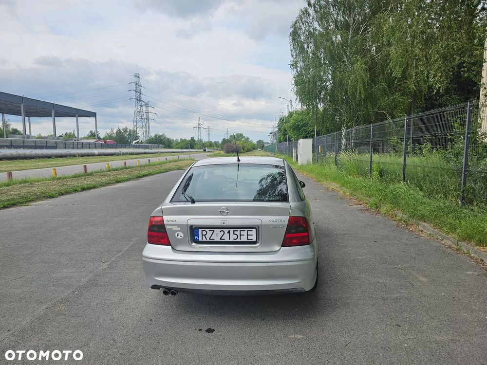 Opel Vectra - 13