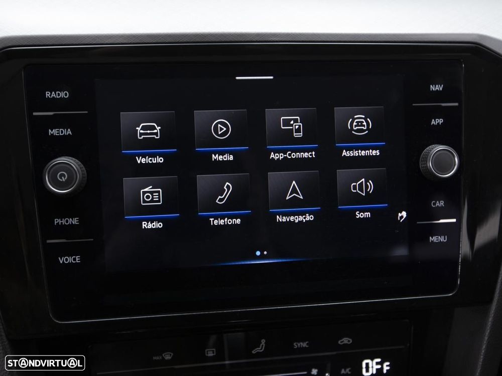 VW Passat Variant 2.0 TDI Business DSG - 29