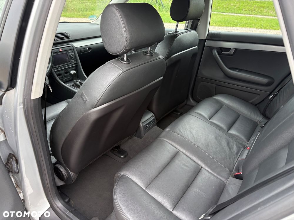 Audi A4 Avant 2.0 TDI - 13