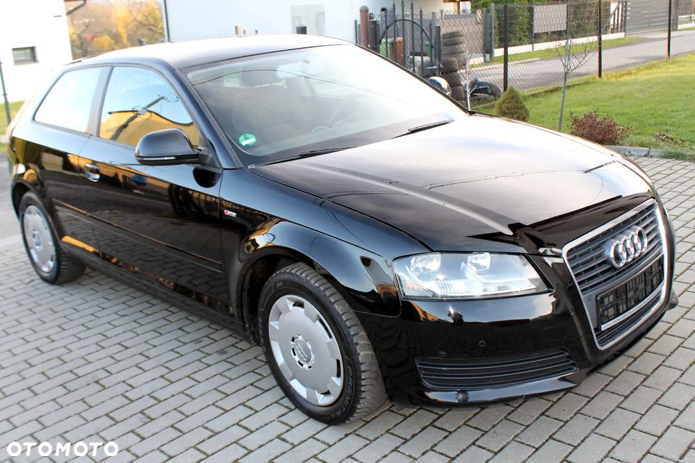 Audi A3 3-drzwiowe 2.0 TDI Ambiente - 3