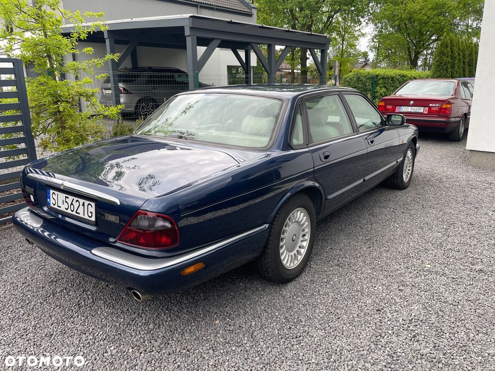 Jaguar XJ 3.2 Executive - 3