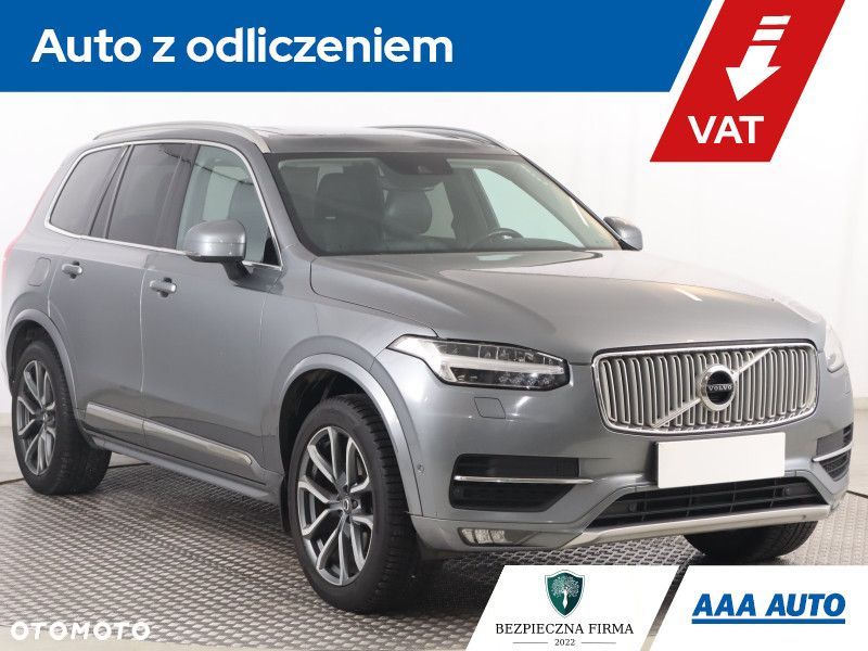 Volvo XC 90 - 1