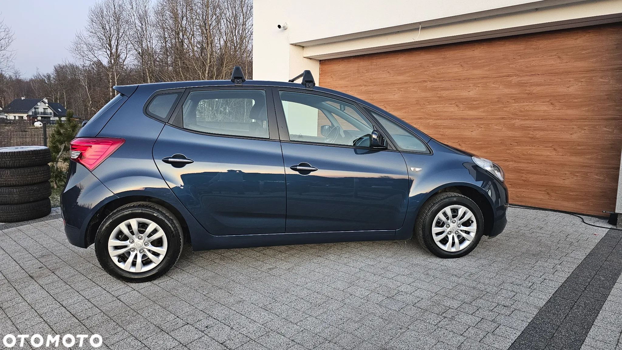 Hyundai ix20 1.4 blue Comfort - 32