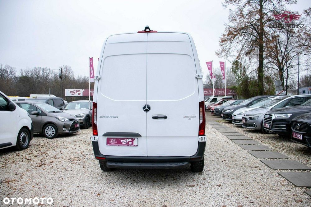 Mercedes-Benz Sprinter - 6