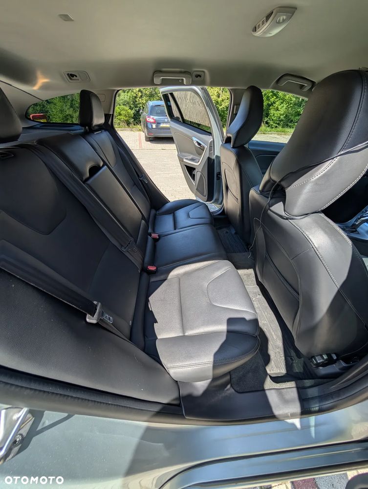 Volvo V60 - 20